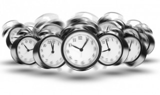 kello-sketsi-viihde-aika-kuluu