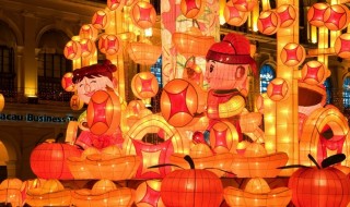 sketsi-festivaali-12-maailman-hulluinta-festivaalia