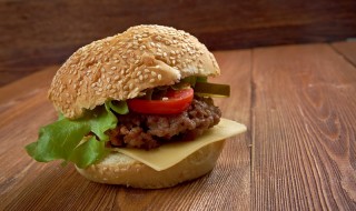 Sketsi_Iso_Hampurilainen