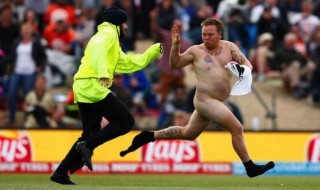 häirikkö-sketsi-mies