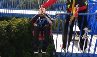 skytower-tanska-sketsi