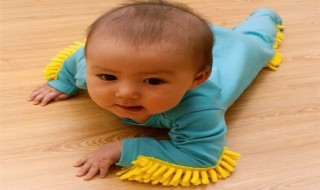 vauva-sketsi-ryömii