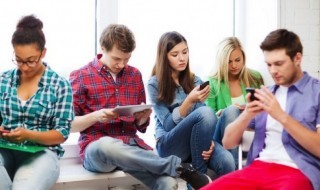 älypuhelin-addiktit