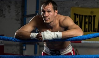 Asikainen avautuu uransa alkuajoista