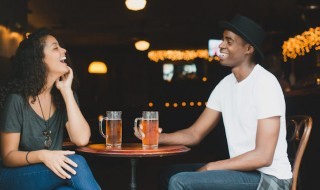 8 merkkiä, jotka kertovat oletko vanhanajan herrasmies modernissa maailmassa