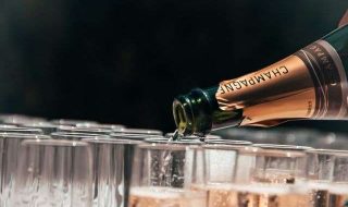 tristan-gassert-IRzq8sDxb7w-unsplash