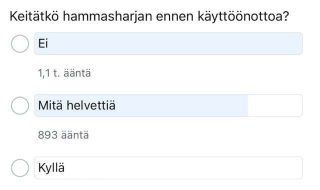 naistenhuoneen-ovi-jai-auki-osa-210-aux2