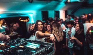 karl-hedin-wN3q1ANmXJQ-unsplash