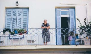 skiathos-greece-gUzsm9gqKBE-unsplash