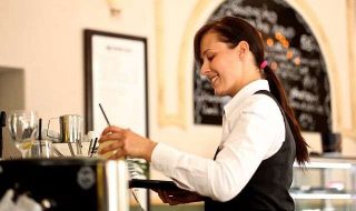 waitress-g4199c6e0d_640